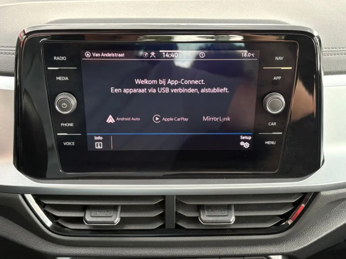 1.5 TSI ACT AUT. FACELIFT LED NAVI CARPLAY CAMERA AIRCO CRUISE LMV PDC