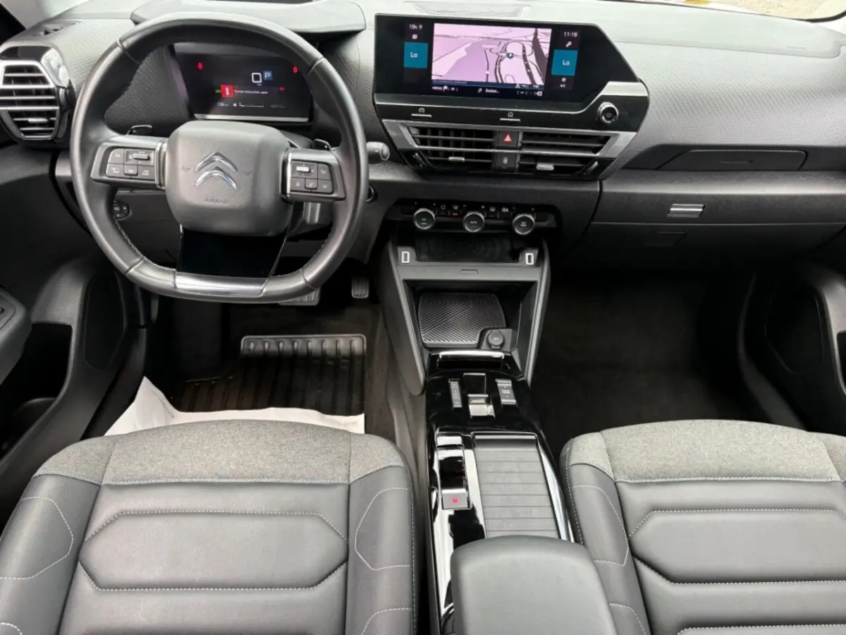 1.2 SHINE AUT. 130PK HEAD UP DISS LEER NAVI CAMERA CARPLAY AIRCO