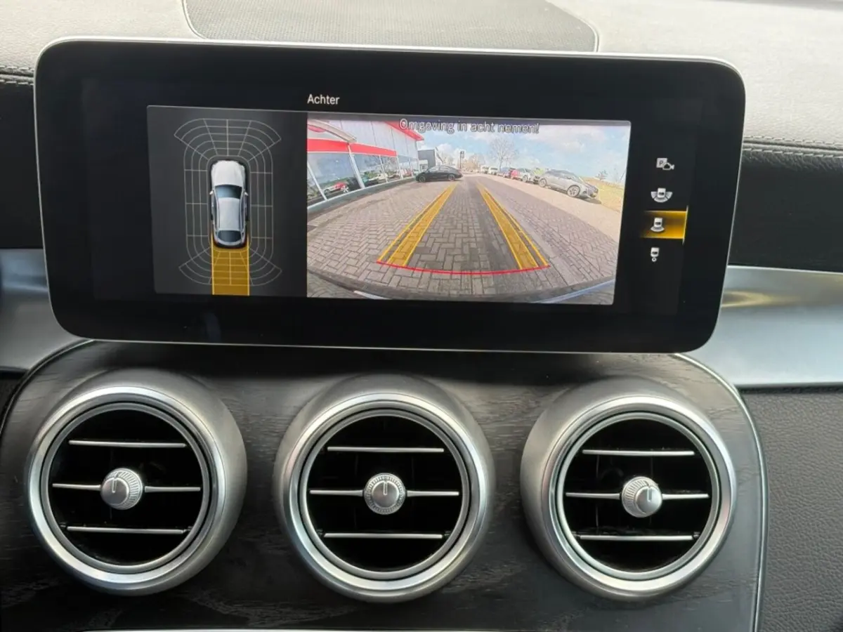 GLC 200 AUT. 211PK LED LEER NAVIGATIE CAMERA BTW-AUTO CARPLAY AIRCO