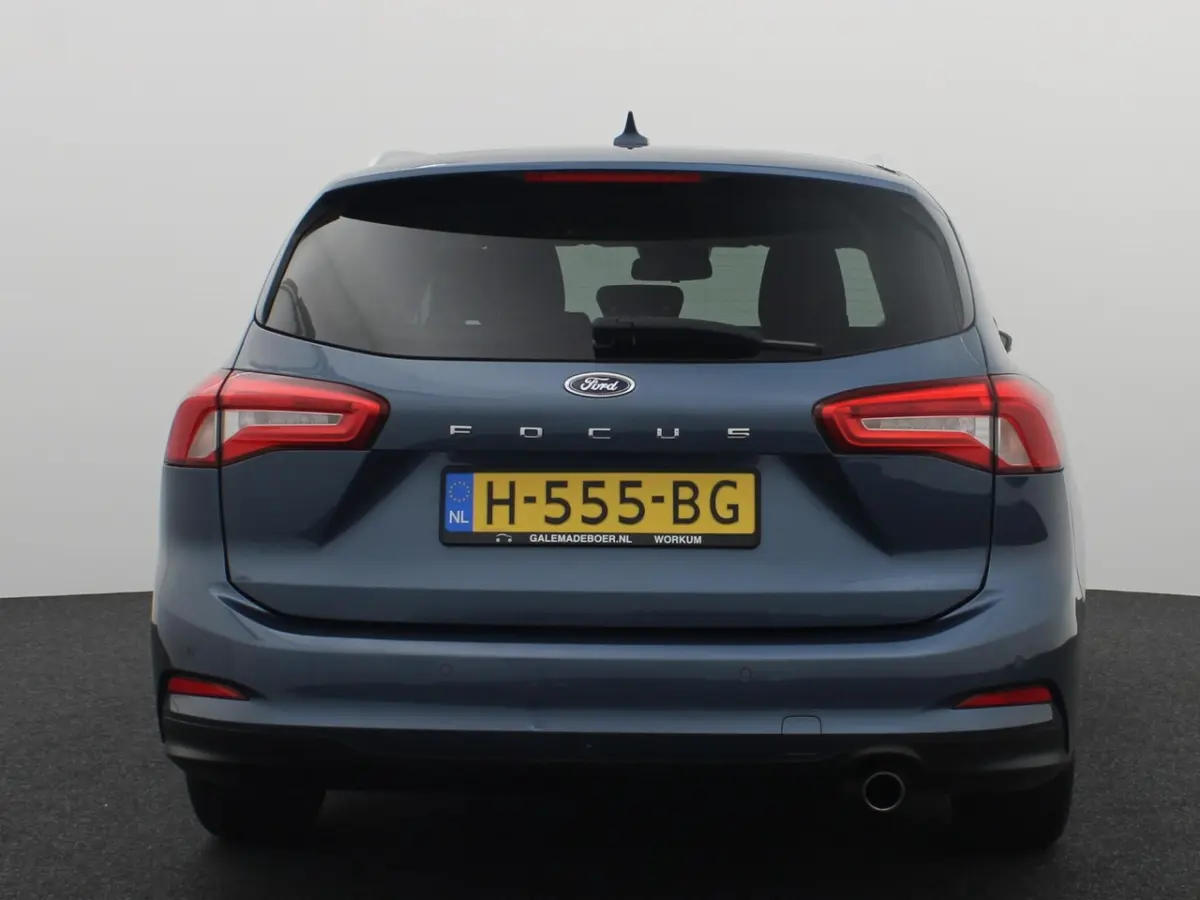 1.0 EcoBoost Trend Edition Business STOELVERW / STUURVERW / CARPLAY / NAVI / AIRCO / PDC /