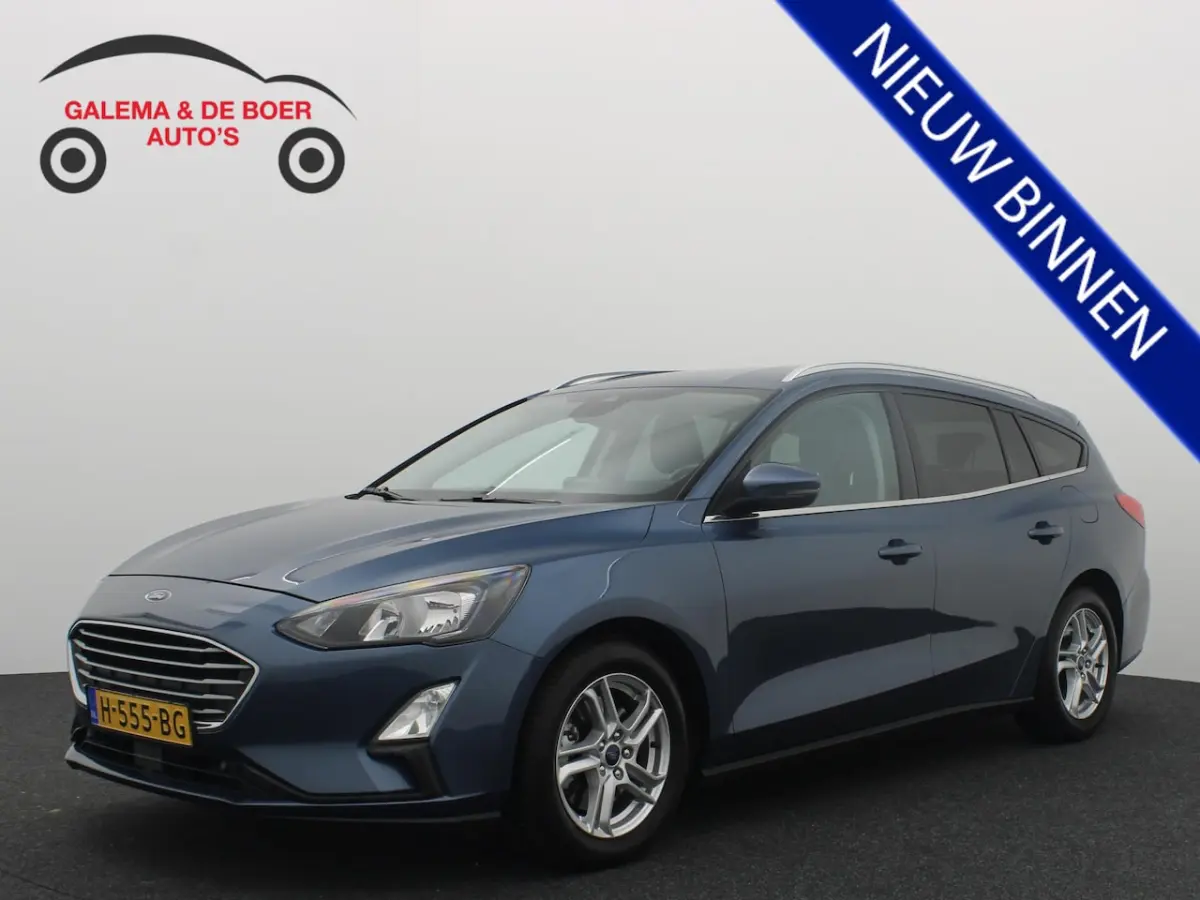 1.0 EcoBoost Trend Edition Business STOELVERW / STUURVERW / CARPLAY / NAVI / AIRCO / PDC /