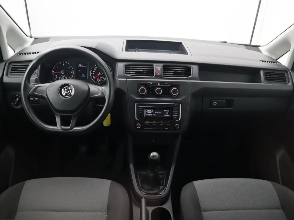 2.0 TDI L2H1 BMT Trendline TREKHAAK / AIRCO / ELEK RAMEN / BLUETOOTH / NL-AUTO