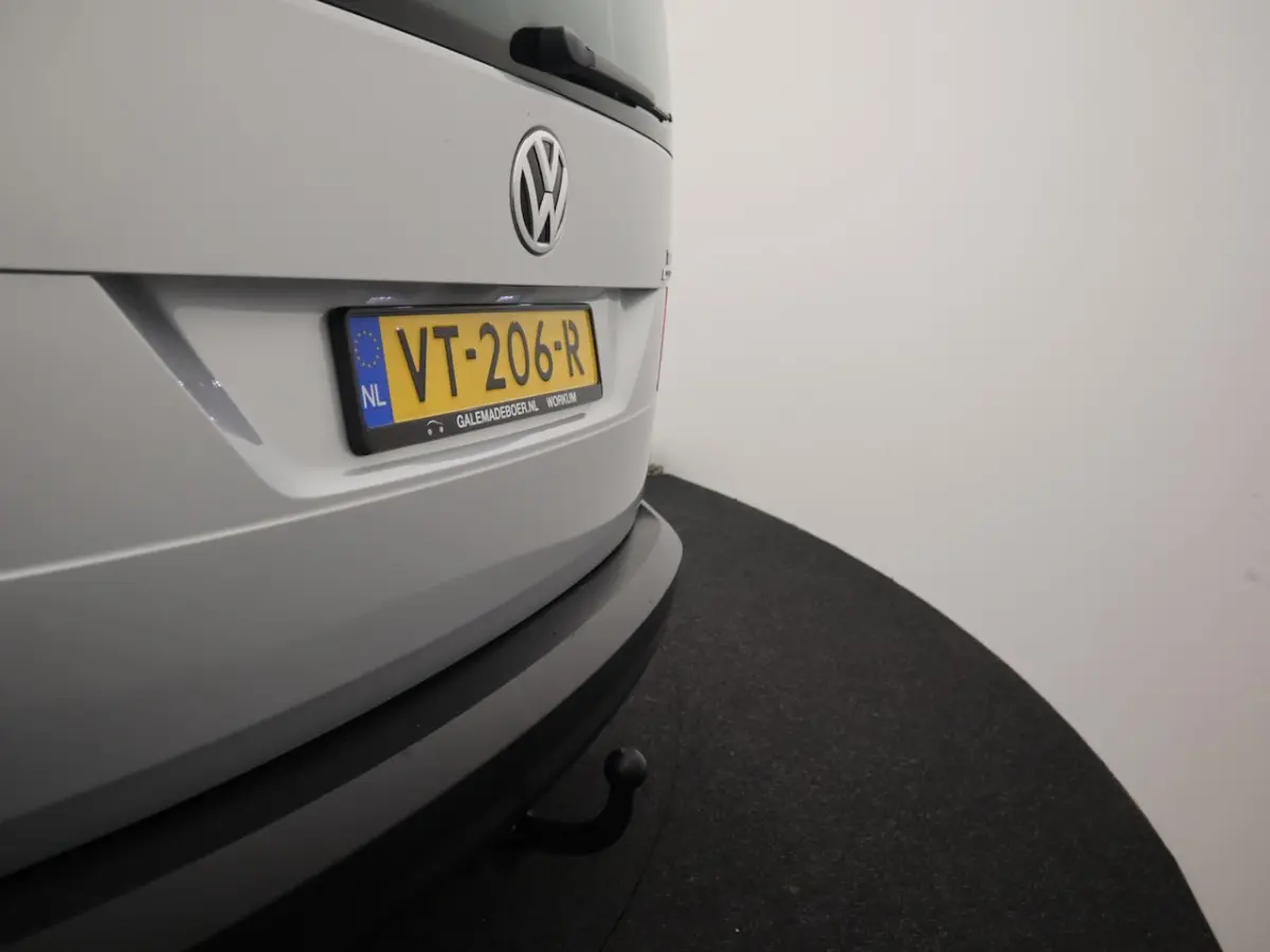 2.0 TDI L2H1 BMT Trendline TREKHAAK / AIRCO / ELEK RAMEN / BLUETOOTH / NL-AUTO