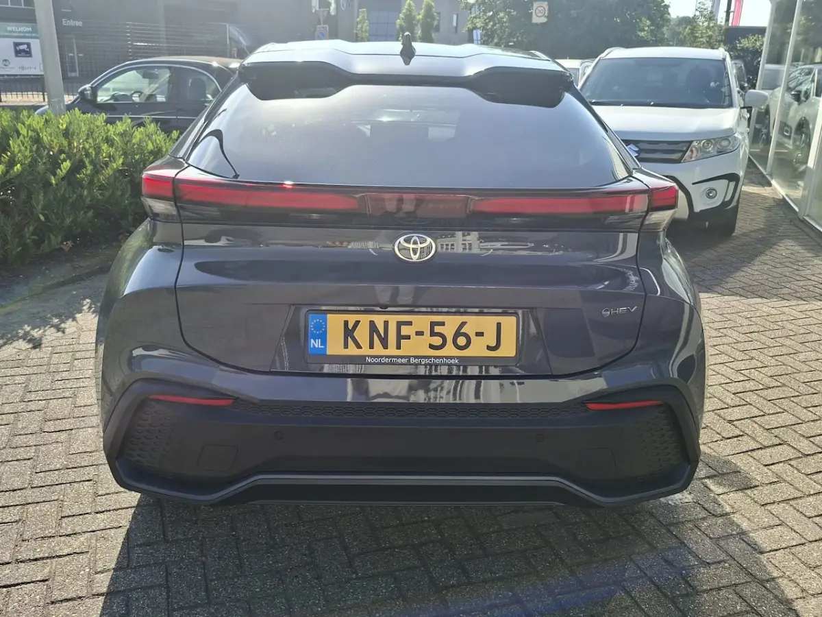 1.8 Hybrid 140 Dynamic navigtatie / camera /