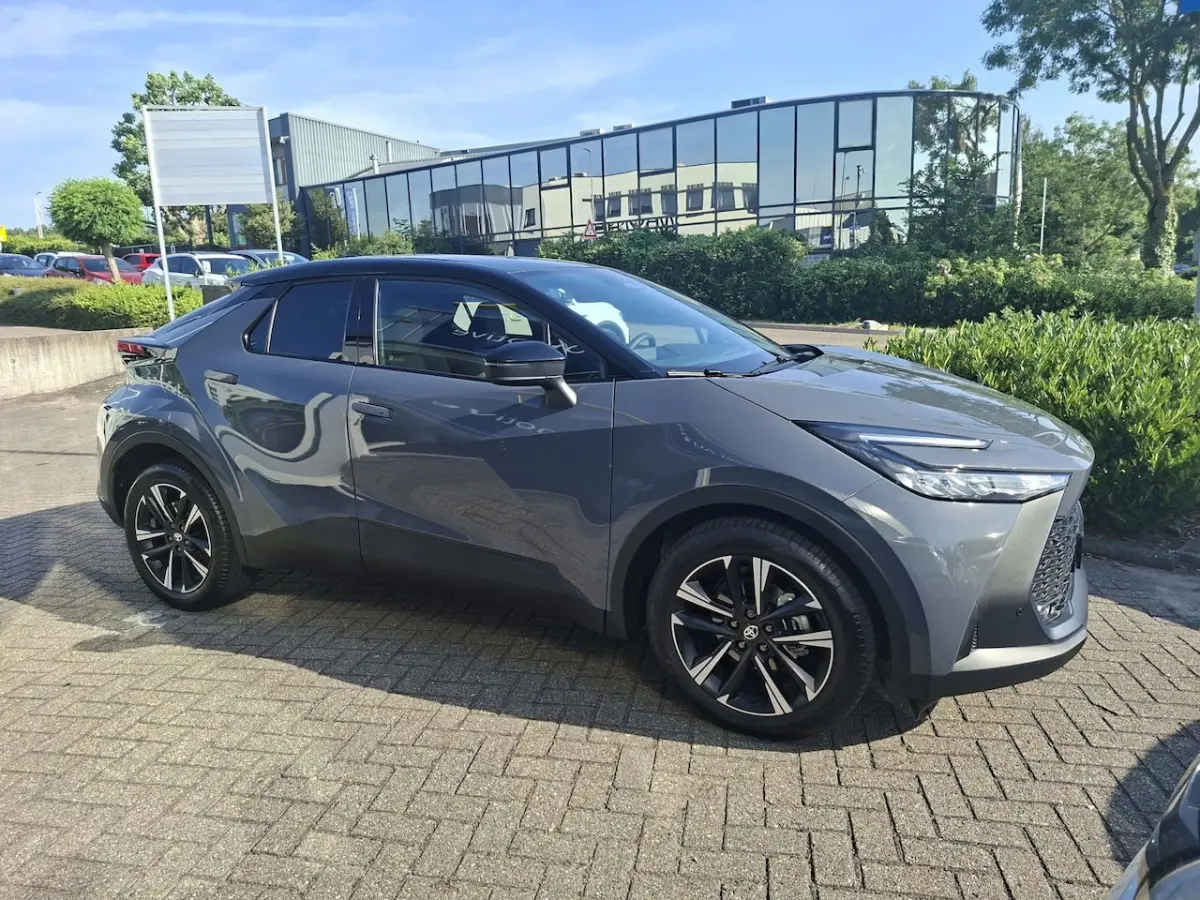 1.8 Hybrid 140 Dynamic navigtatie / camera /