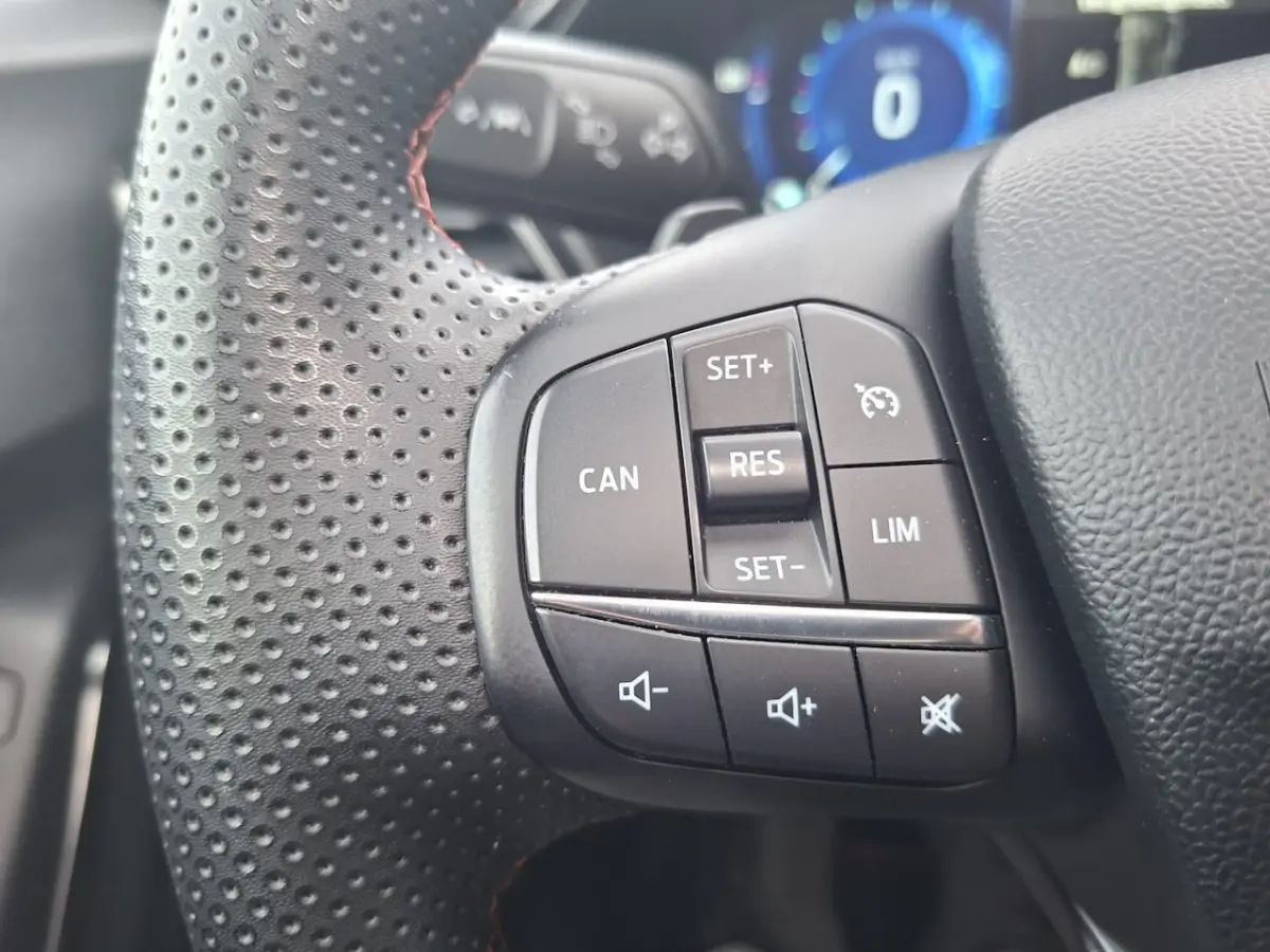 1.0 EcoBoost 125Pk Hybrid Automaat ST-Line|Pano|Navi