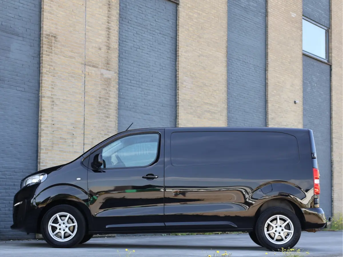 231S 2.0 BlueHDI 120 Pro | Cruise | Airco | Distributie v.v. |
