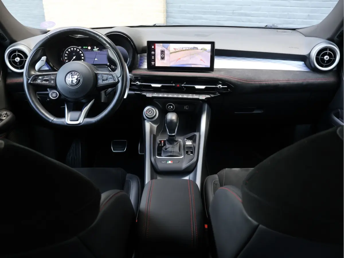 1.5T Hybrid Veloce 160PK Alcantara | 360 Camera | ACC | NL Auto