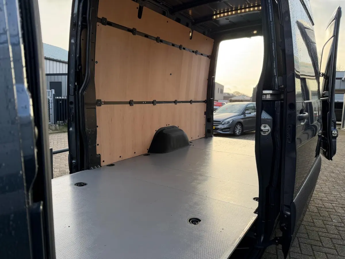 319 CDI L3H2 2x Schuifdeur | Aut. | Distronic | LED | Mbux | 2x Gev. Stoel