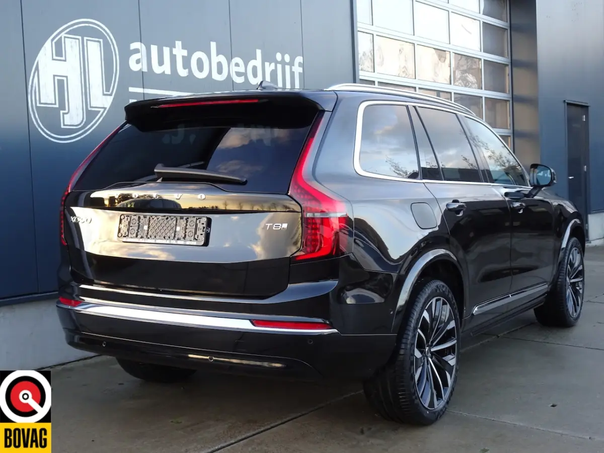 2.0 T8 Plug-in hybrid AWD Plus Bright