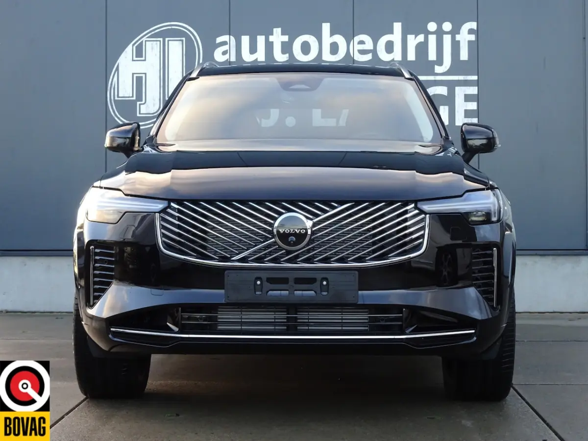2.0 T8 Plug-in hybrid AWD Plus Bright