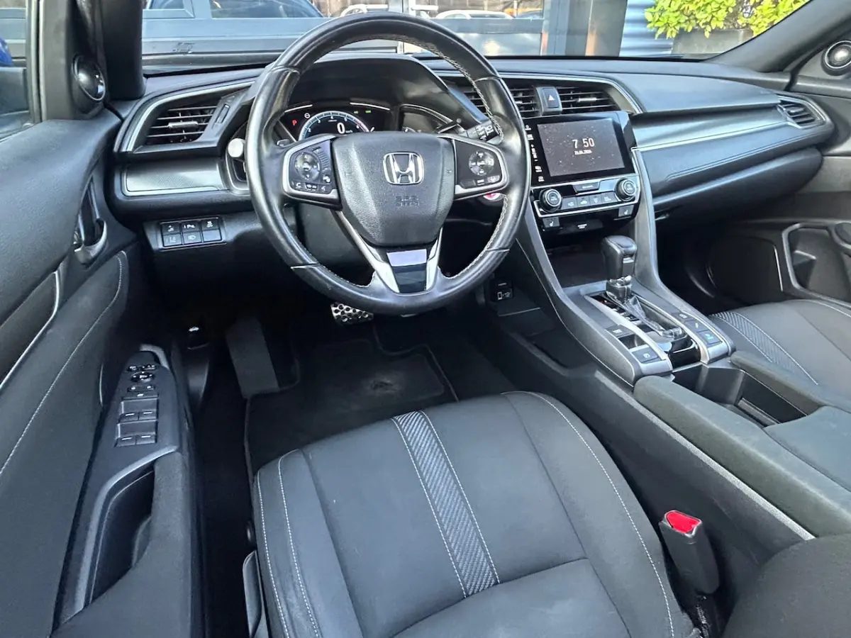 1.0 i-VTEC Executive PANO|AUTOMAAT|CAMERA|TREKHAAK|ACC|NAVI|STOELVERWARMING