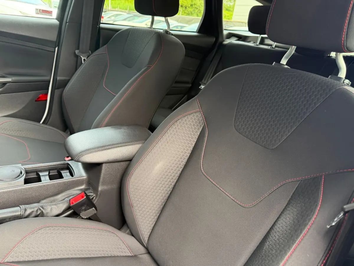 1.0 EcoBoost ST Line Business Automaat|STOEL&STUURVERWARMING||Navi|Cruise