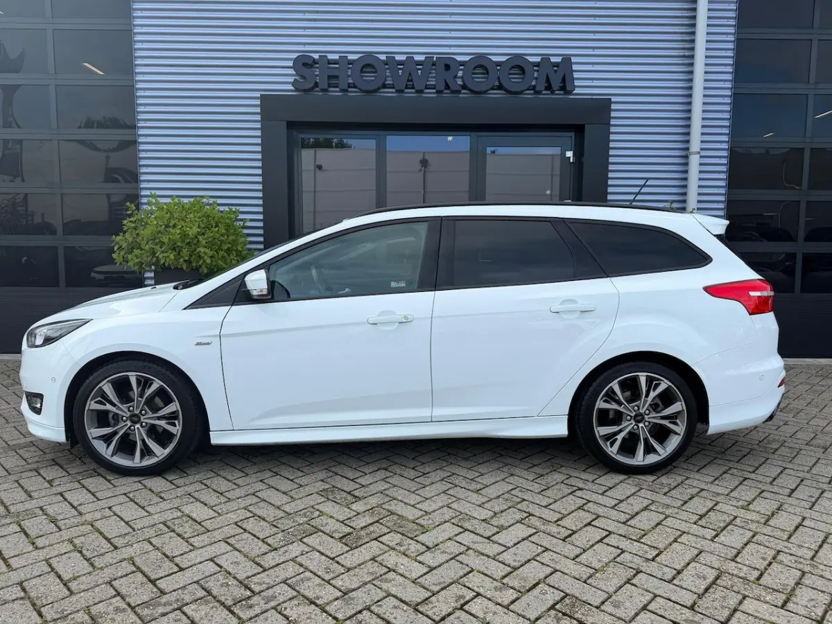 1.0 EcoBoost ST Line Business Automaat|STOEL&STUURVERWARMING||Navi|Cruise