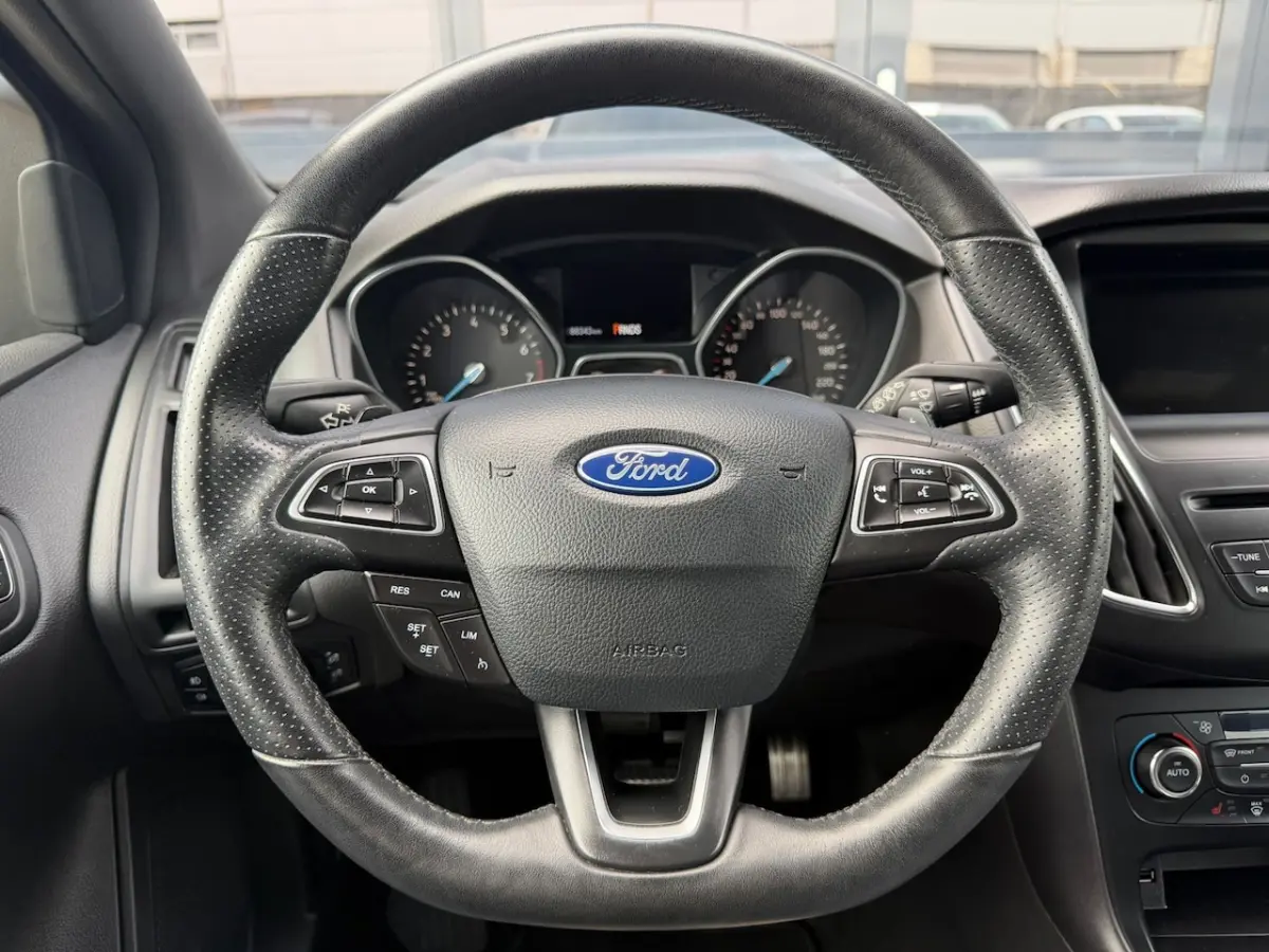 1.0 EcoBoost ST Line Business Automaat|STOEL&STUURVERWARMING||Navi|Cruise