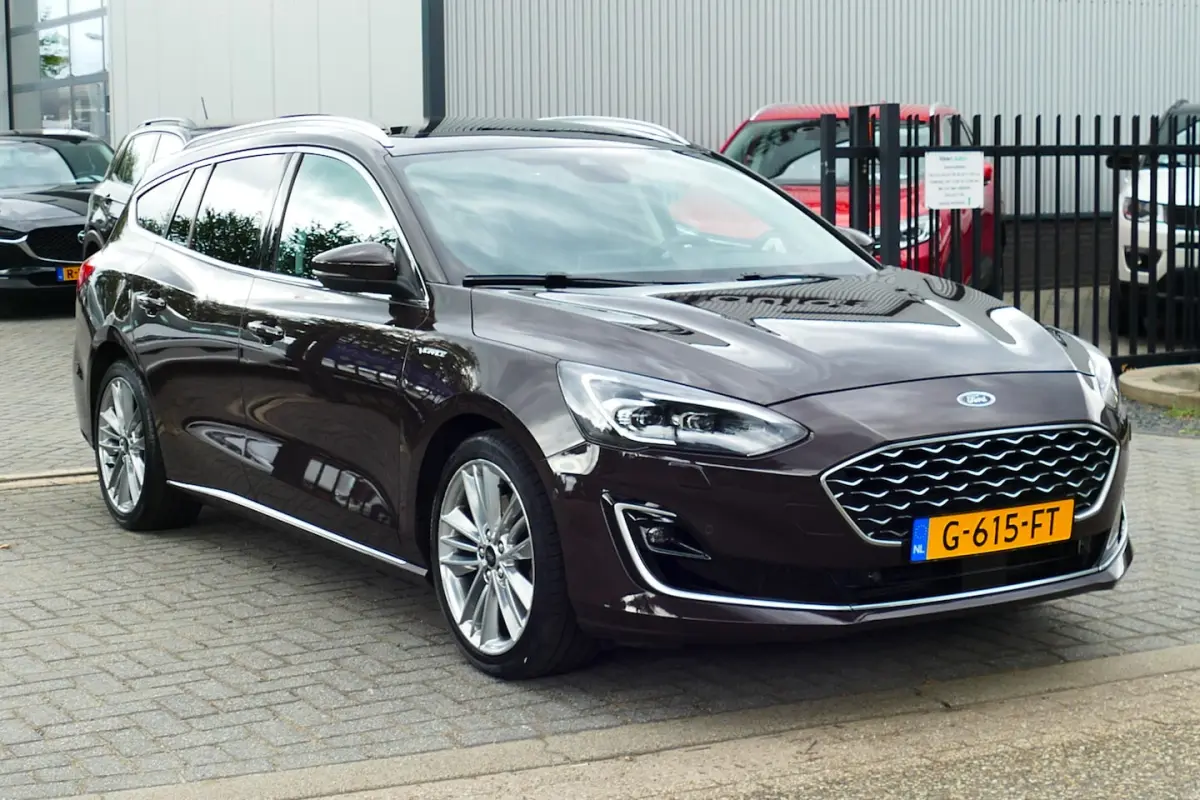 1.0 125pk Vignale. Panodak, Adap Cruise, B&O, Leer, Stoel&StuurVerw, 18"LMV, Haak 1000kg