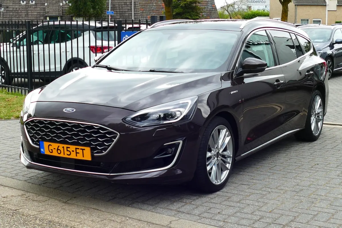 1.0 125pk Vignale. Panodak, Adap Cruise, B&O, Leer, Stoel&StuurVerw, 18"LMV, Haak 1000kg
