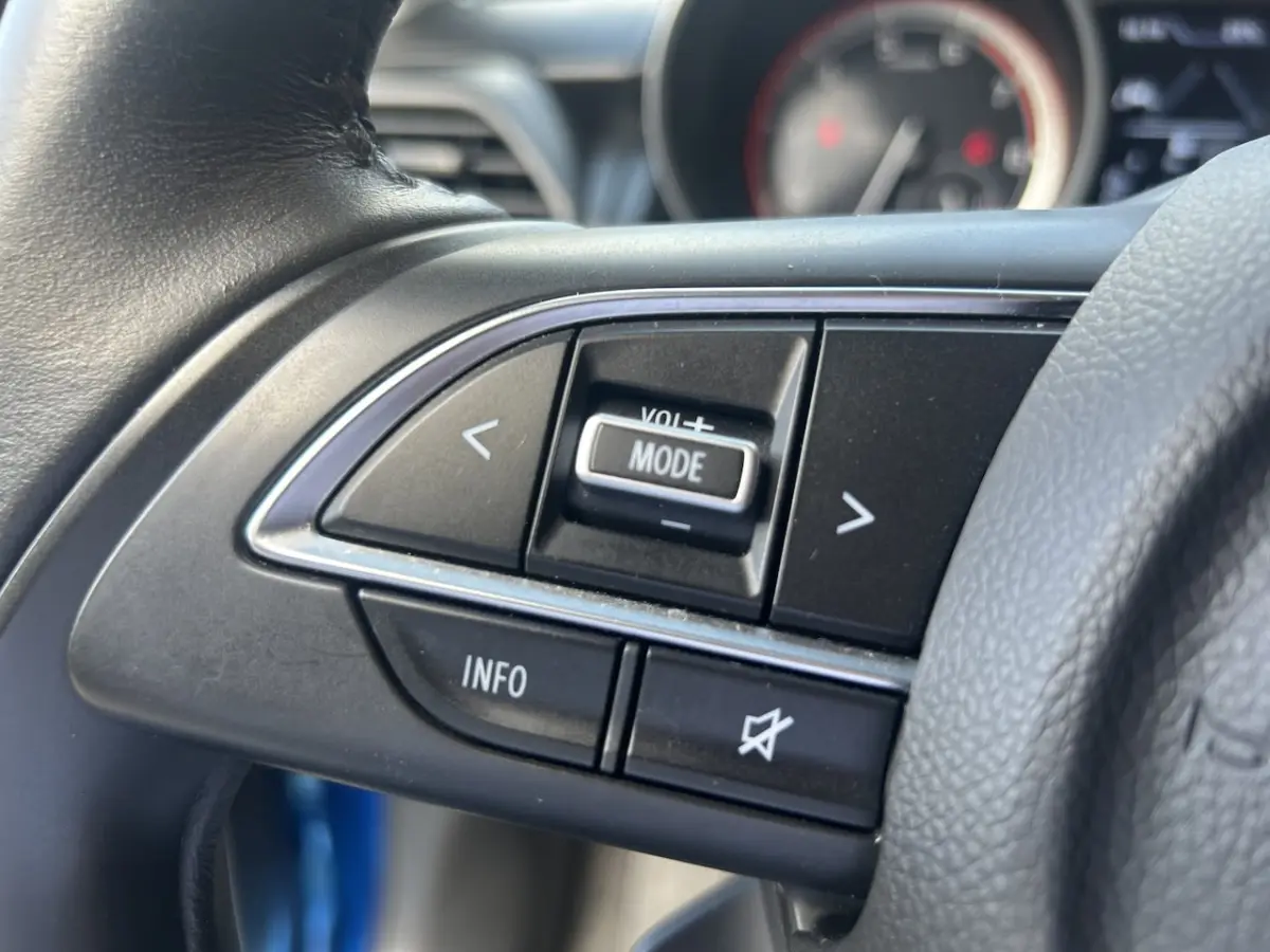1.2 Style Smart Hybrid // CAMERA // APPLE CARPLAY - ANDROID AUTO // STOELVERWARMING // AIR