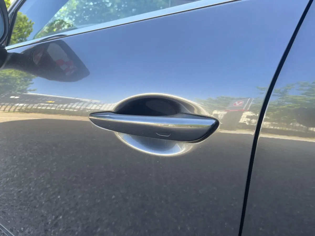 3 2.0 e-SkyActiv-X M Hybrid 180 Luxury // HEAD-UP DISPLAY // DODEHOEK // BOSE // ELEK.STOE