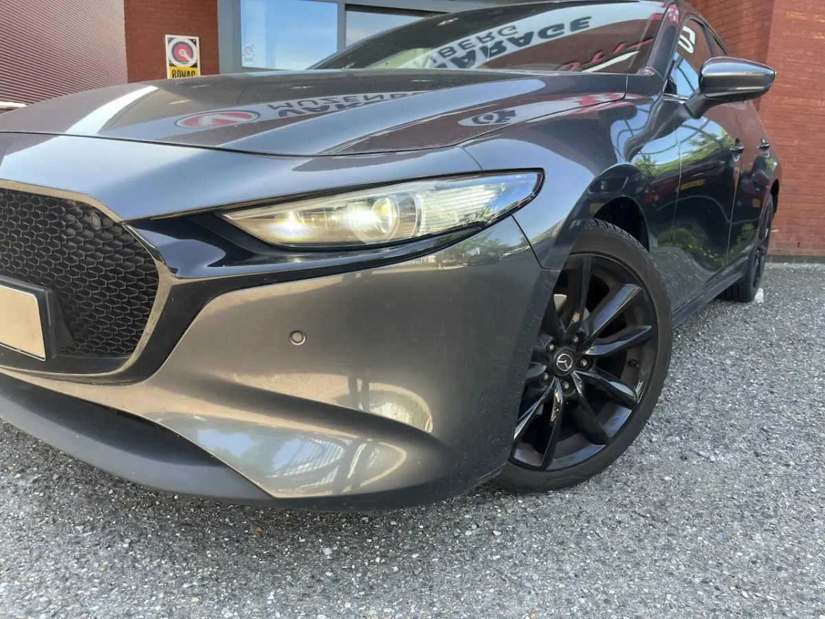 3 2.0 e-SkyActiv-X M Hybrid 180 Luxury // HEAD-UP DISPLAY // DODEHOEK // BOSE // ELEK.STOE
