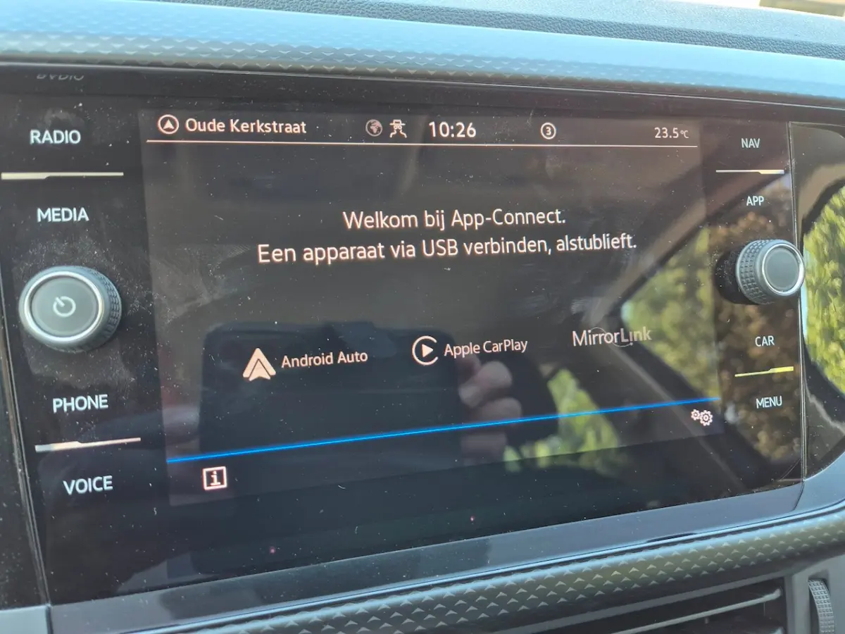 1.0 TSI Life - Automaat - Navigatie - CarPlay - Camera - Climate - Cruise