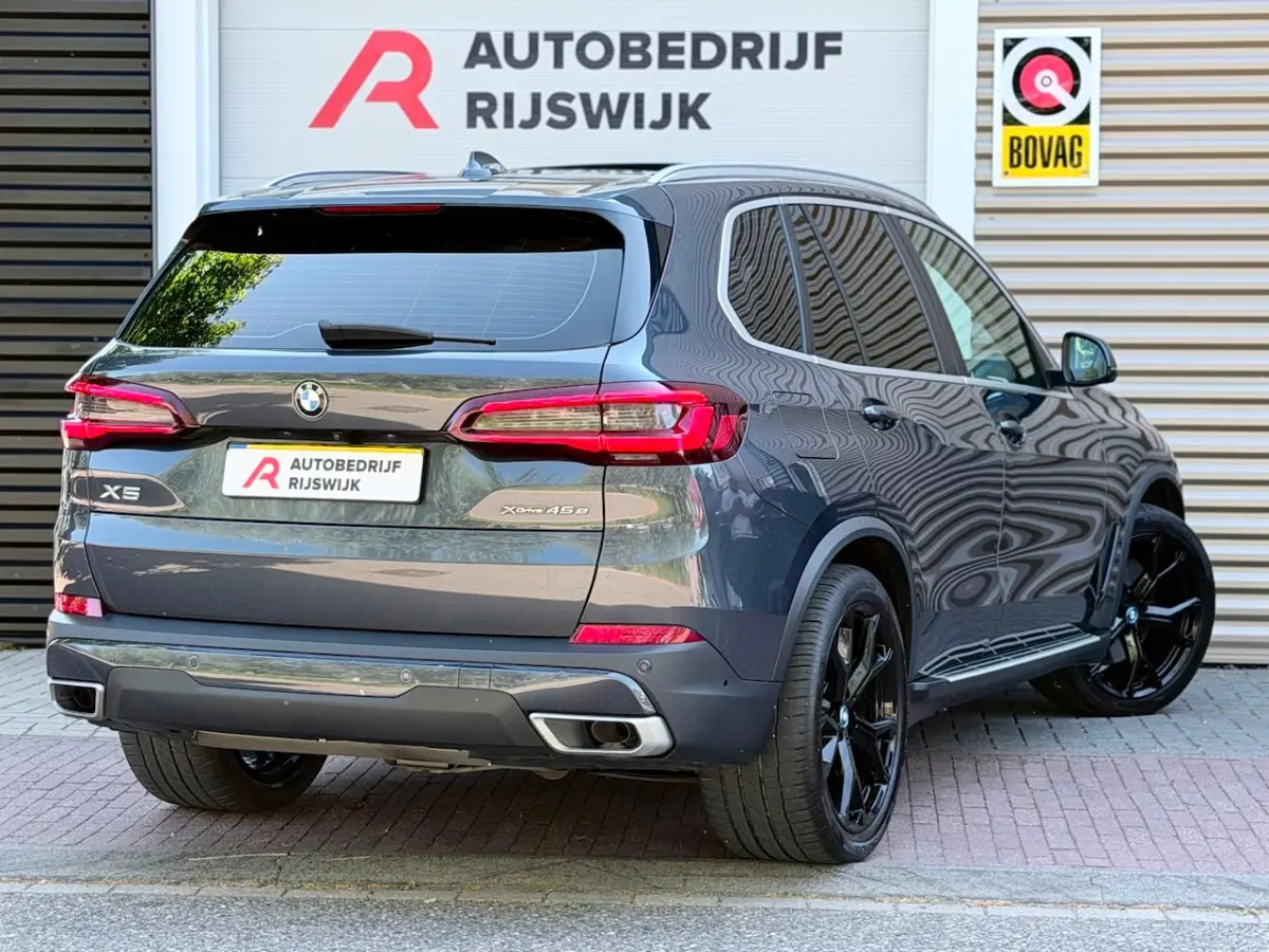 XDrive45e High Executive SoftClose/Pano/360