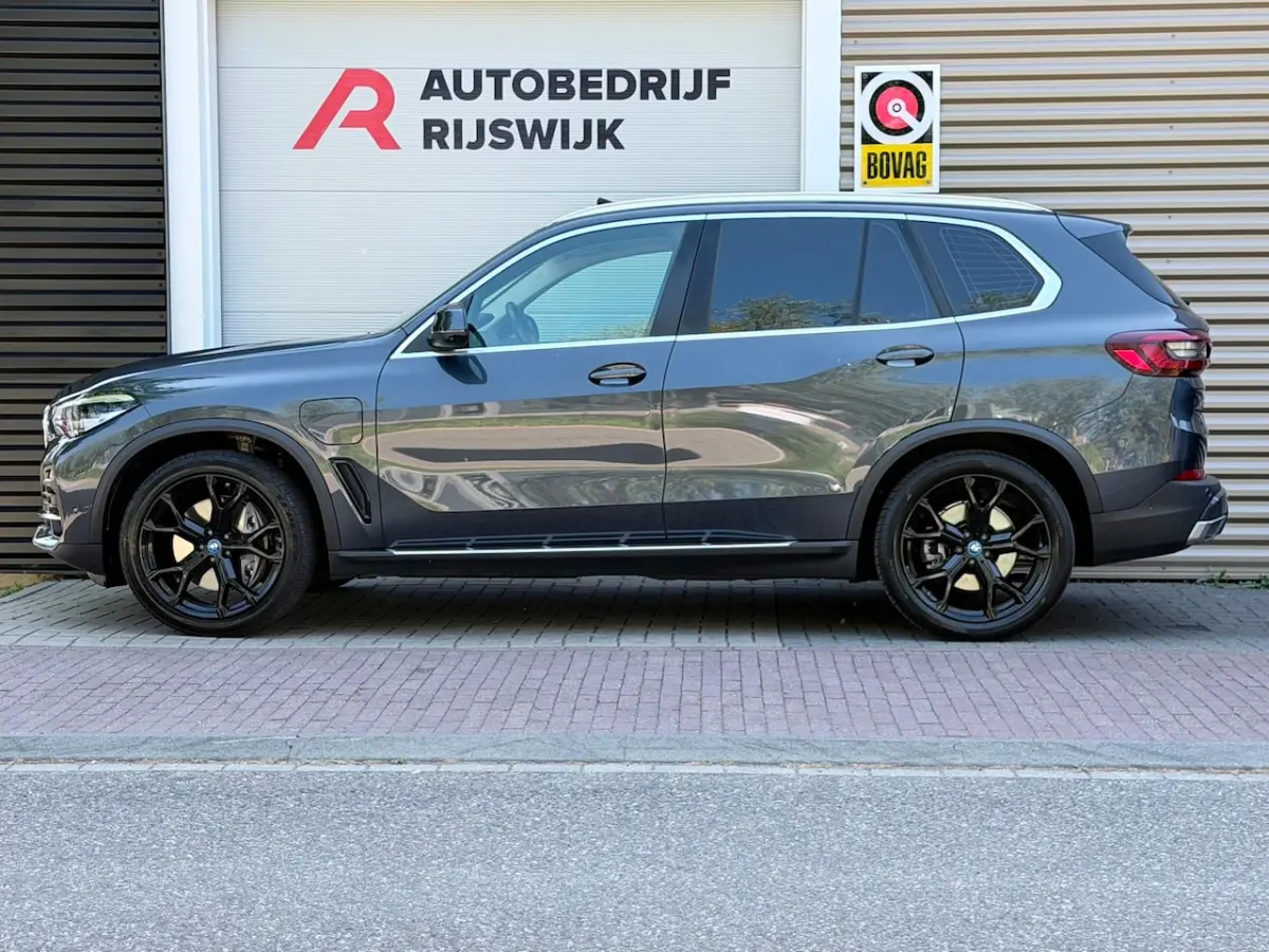 XDrive45e High Executive SoftClose/Pano/360