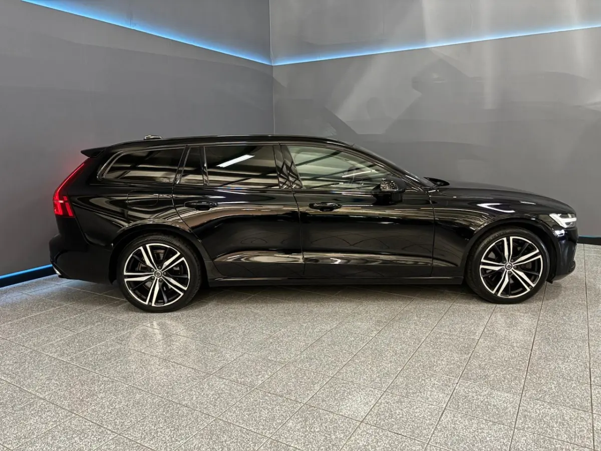 2.0 T8 Recharge AWD R-Design