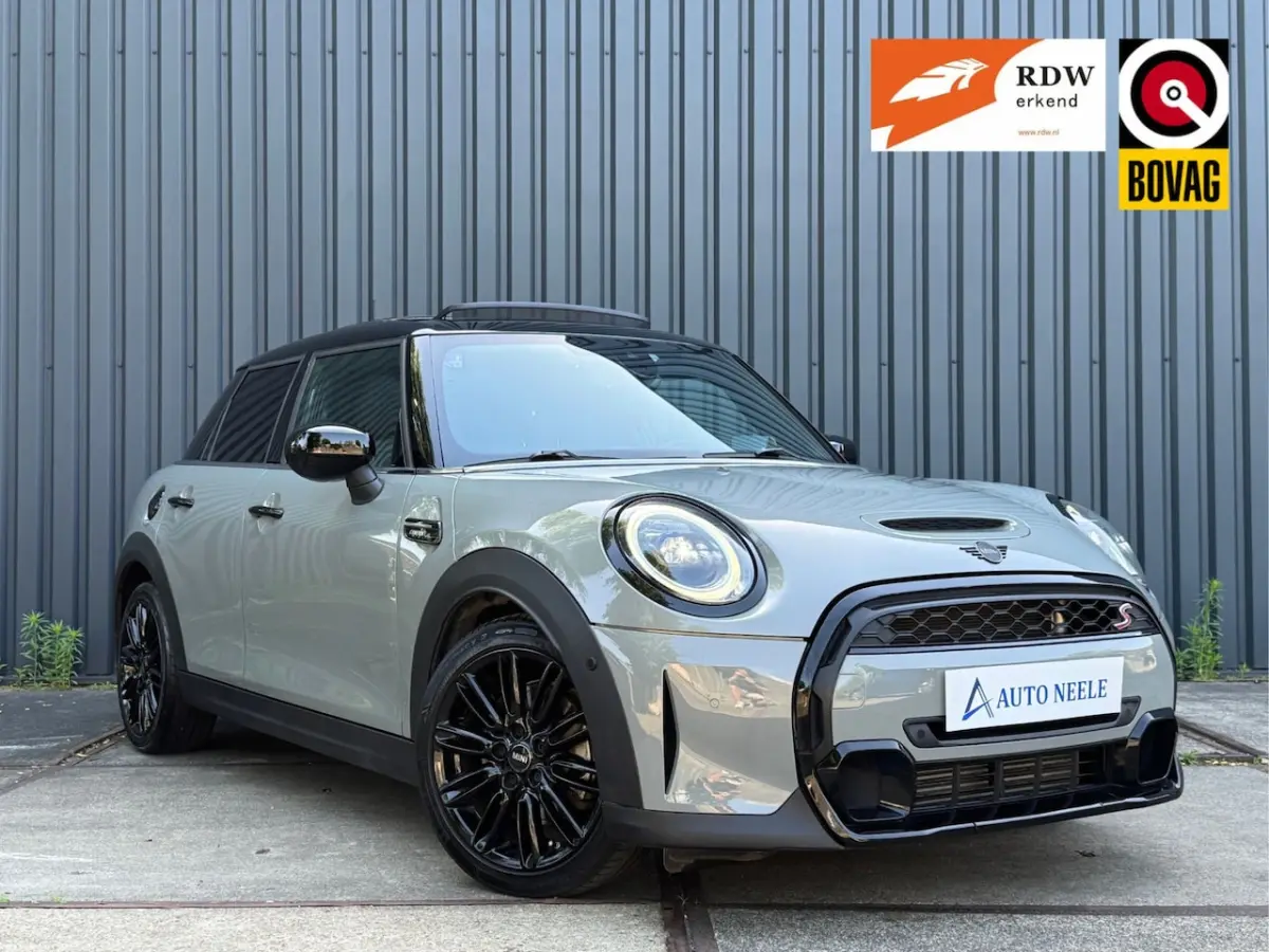 2.0 Cooper S Camden Panoramadak, Sfeer