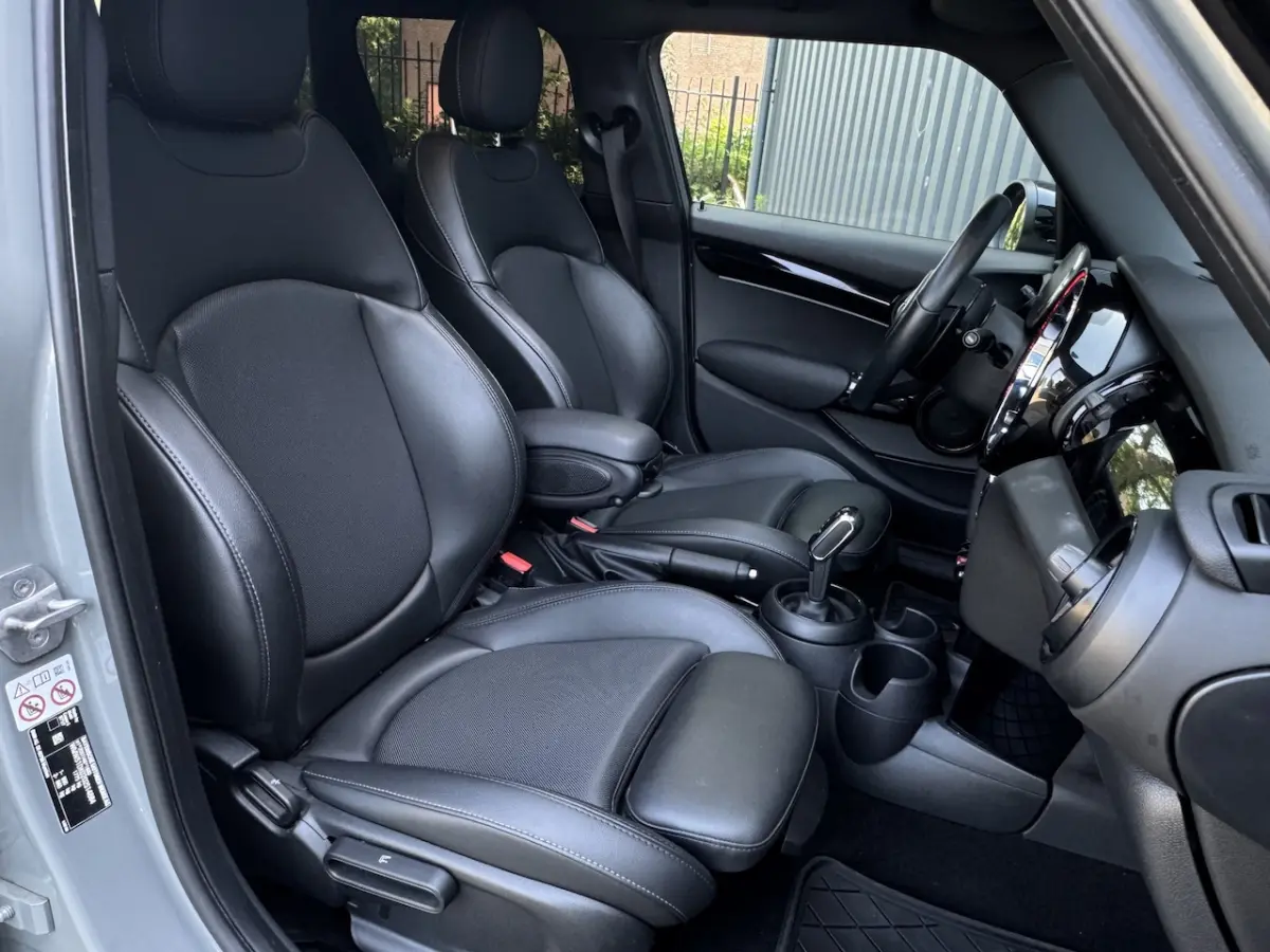 2.0 Cooper S Camden Panoramadak, Sfeer