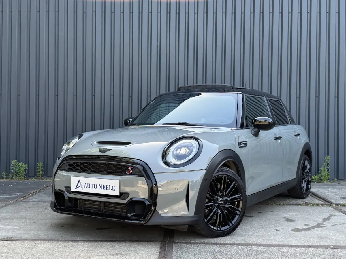 2.0 Cooper S Camden Panoramadak, Sfeer