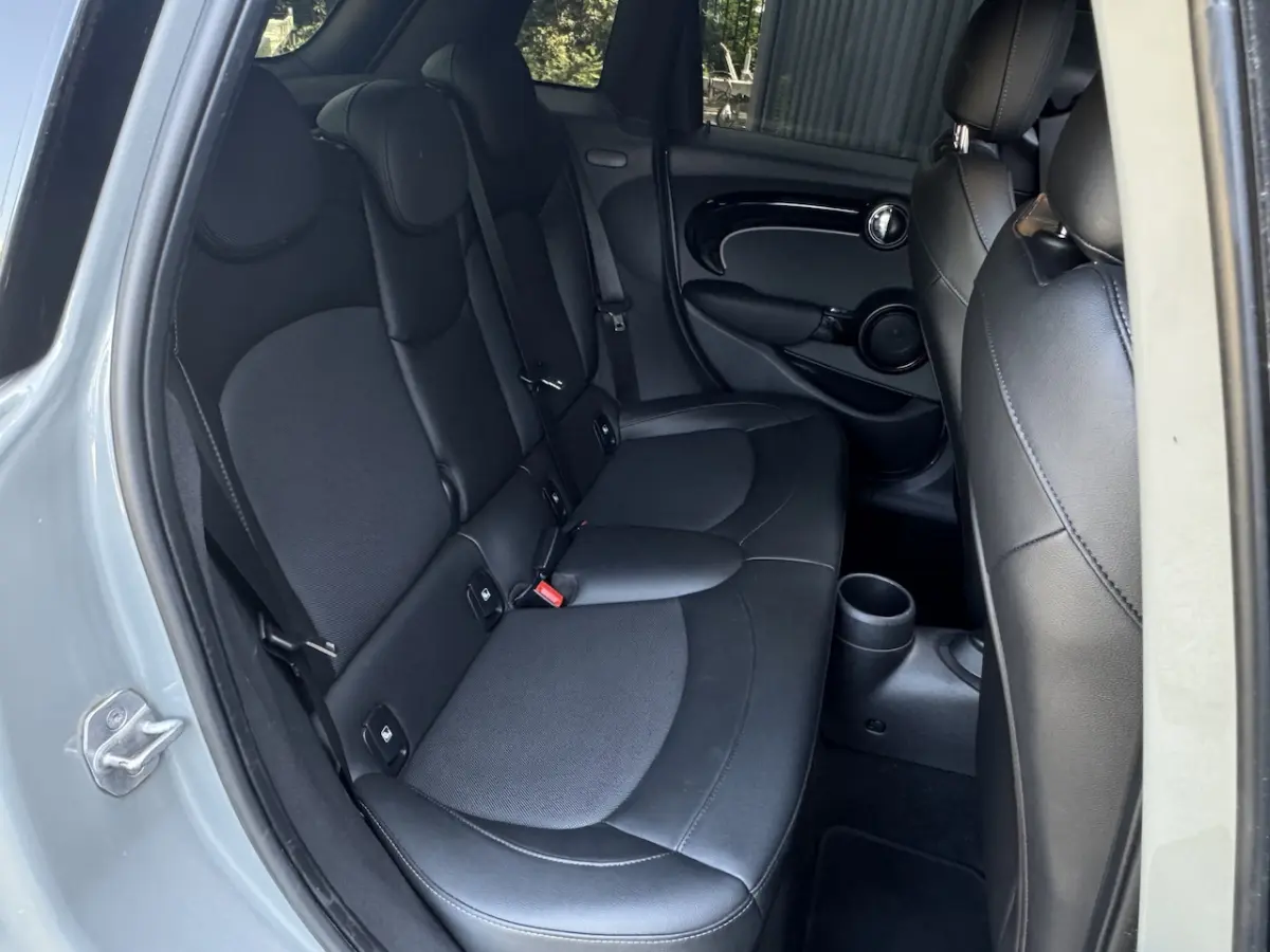 2.0 Cooper S Camden Panoramadak, Sfeer