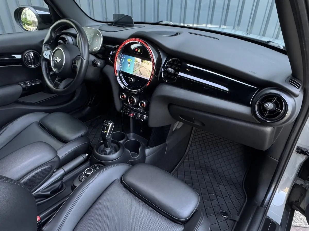 2.0 Cooper S Camden Panoramadak, Sfeer