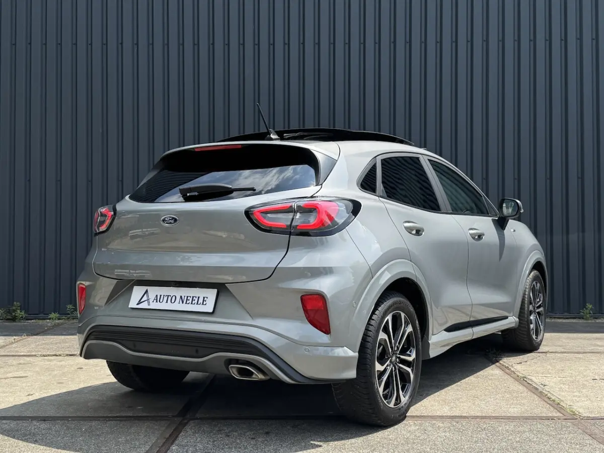 1.0 EcoBoost Hybrid ST-Line X Panoramadak, Camera, ACC