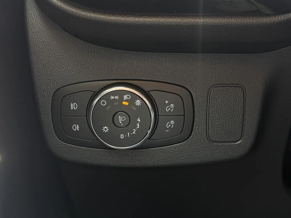 1.0 EcoBoost Hybrid ST-Line X Panoramadak, Camera, ACC