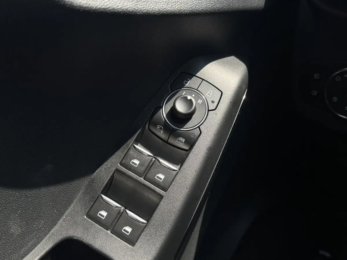 1.0 EcoBoost Hybrid ST-Line X Panoramadak, Camera, ACC
