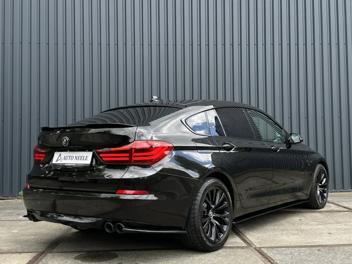 550xi V8 M Sport 449 pk NAP, Panoramdak, Trekhaak, Massage