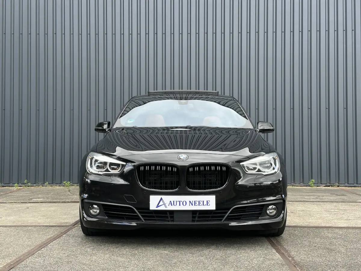 550xi V8 M Sport 449 pk NAP, Panoramdak, Trekhaak, Massage