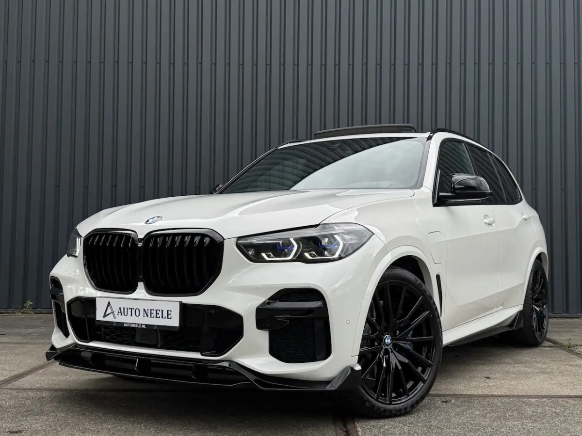 xDrive45e M Sport 394 pk Pano, Laser, 22", Trekhaak, BTW