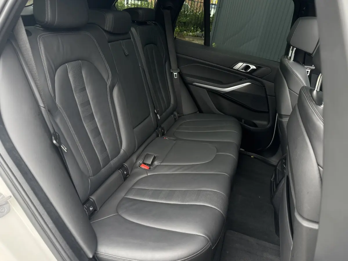 xDrive45e M Sport 394 pk Pano, Laser, 22", Trekhaak, BTW