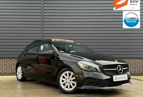 180 Lease Edition Plus Panoramadak, LED, Keyless