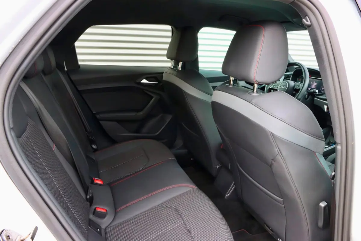 25 TFSI S edition | S LINE | CARPLAY | 1E EIGENAAR | CAMERA | STOELVERW