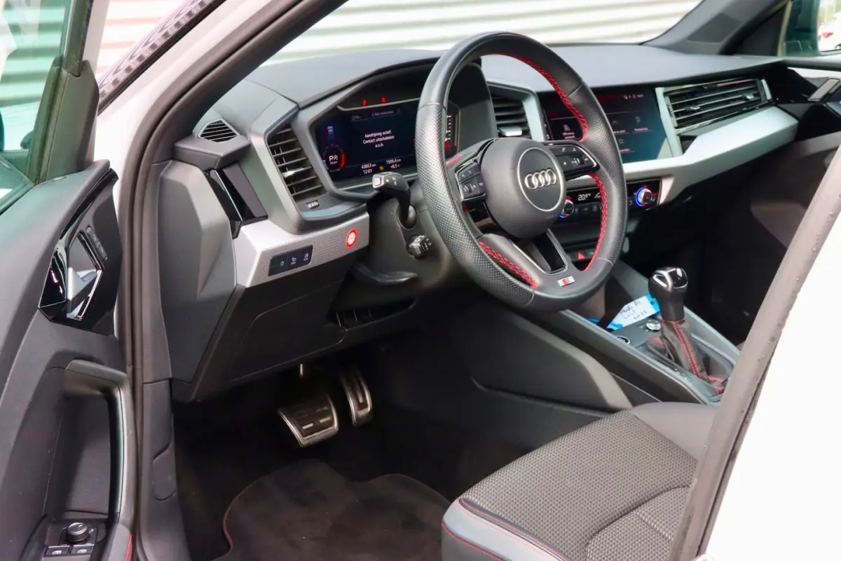 25 TFSI S edition | S LINE | CARPLAY | 1E EIGENAAR | CAMERA | STOELVERW