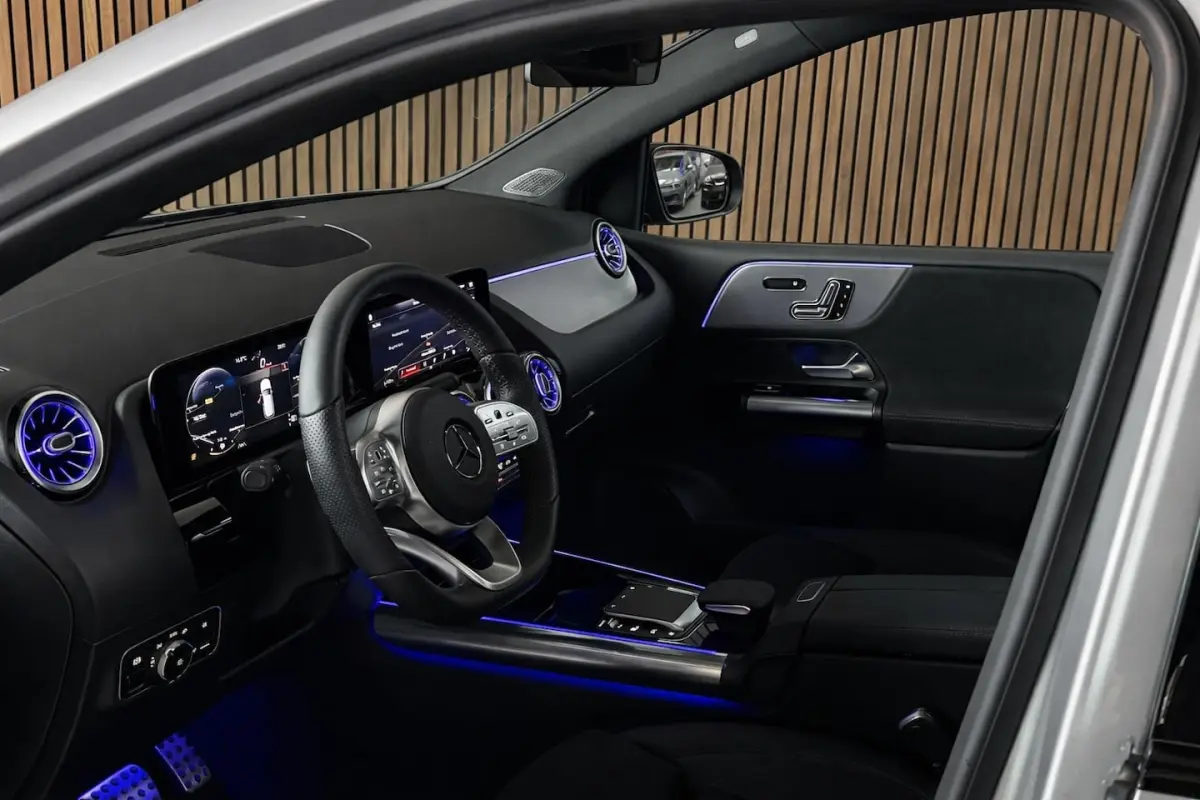 220 4MATIC AMG PANO 360 CAMERA MEMORY CARPLAY