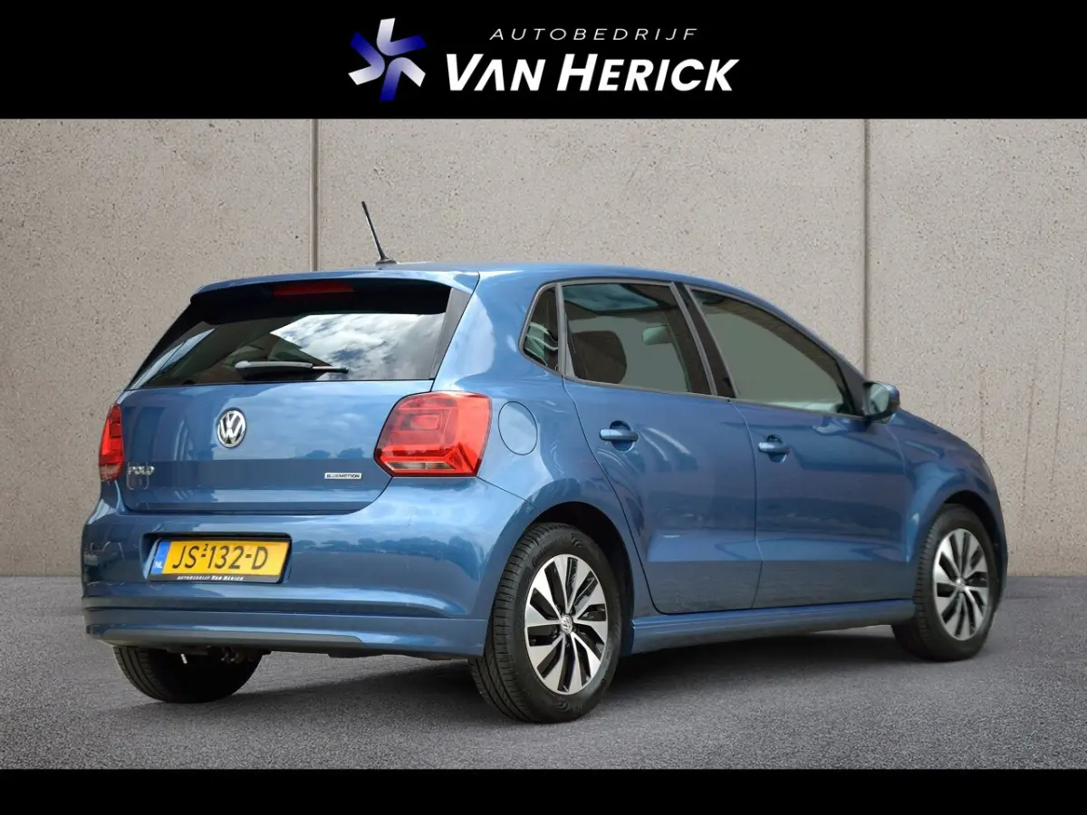 1.0 BlueMotion Edition 95PK | Carplay | Cruise Control | Airco
