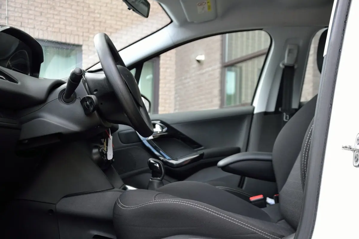 1.2 PureTech Blue Lion | Navigatie | Cruise Control | Airco