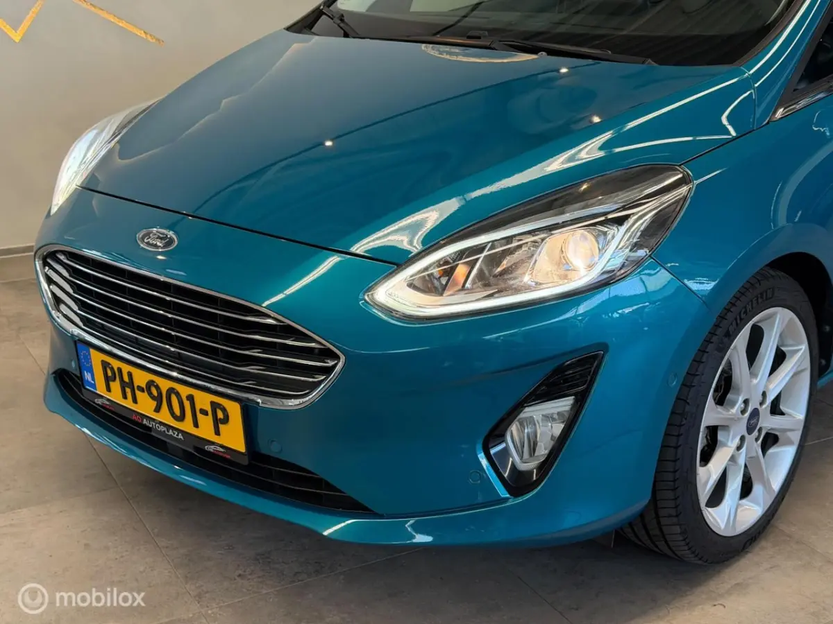 1.0 EcoBoost Titanium Panorama/Keyless/Carplay/Camera