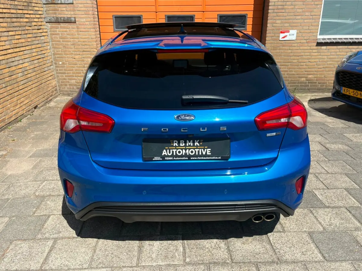 1.0 EcoBoost Hybrid ST Line X Business