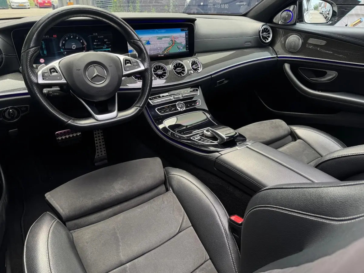200 AMG-style [ Sfeerverlichting | Pano | Burmester | StoelVW | Achteruitrijcamera]