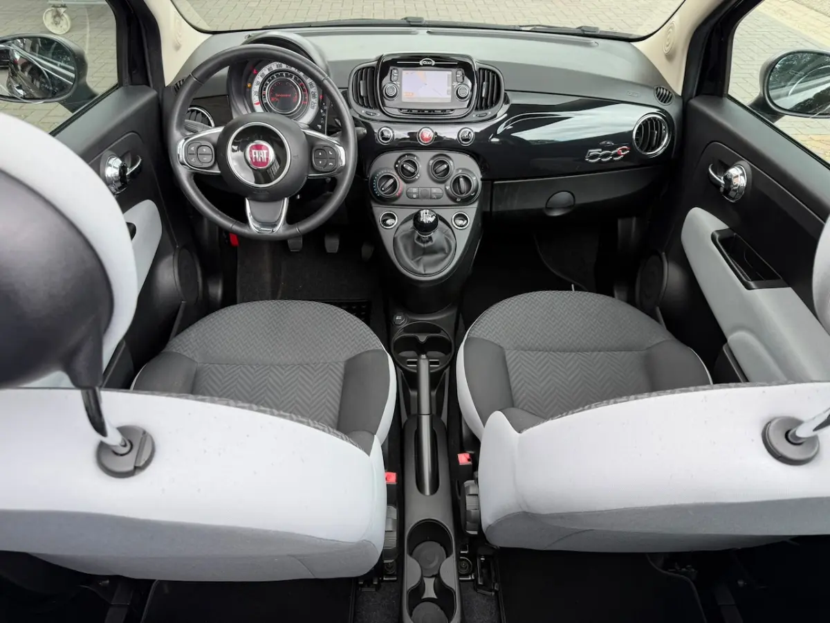 1.2 Young Cabrio Softtop / Navigatie / 1e Eigenaar / 4-Cilinders / Cruise Control / NED-Fi